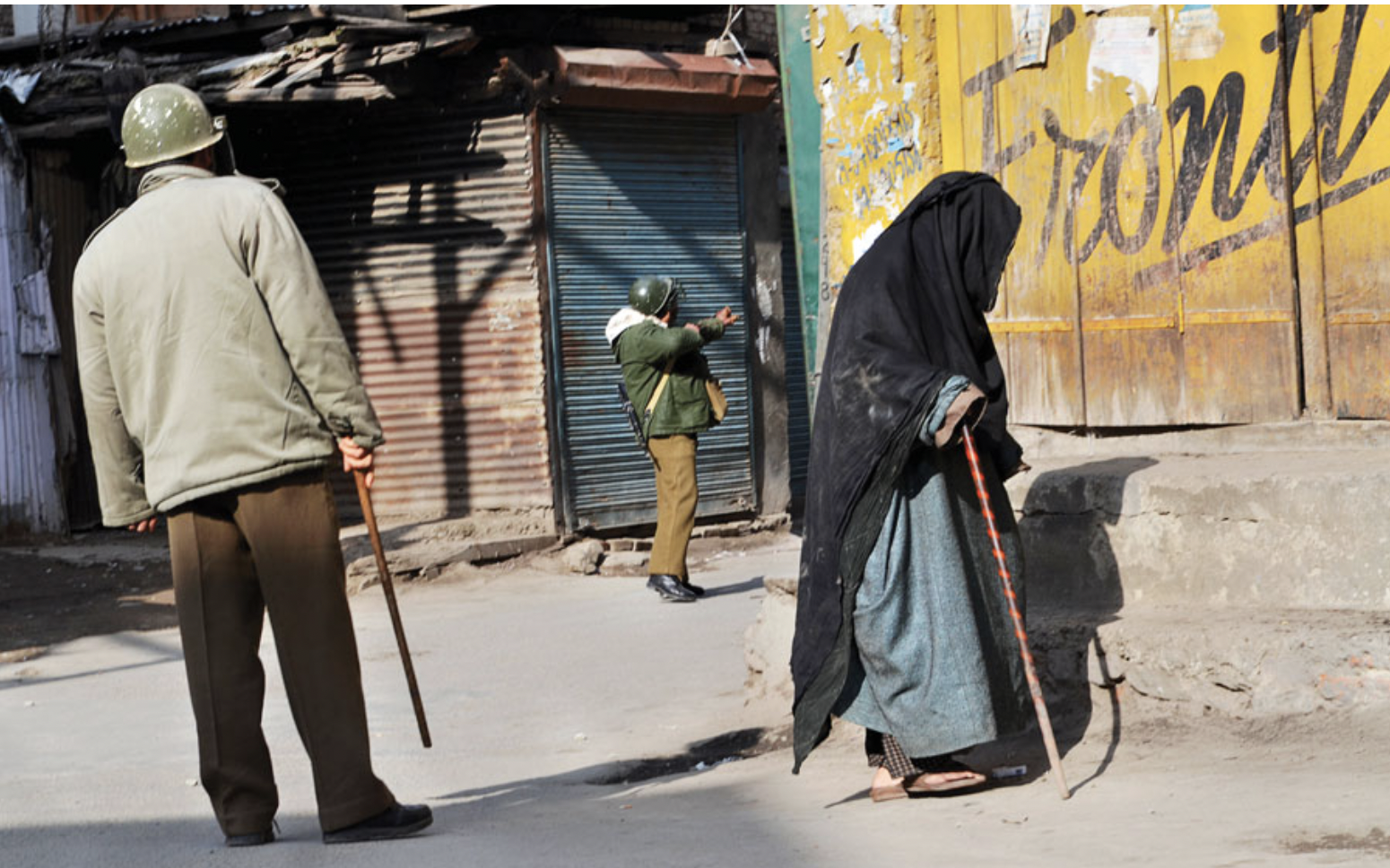 Azaan Shah / Friday protest near Bohri Kadal, Srinagar 2015