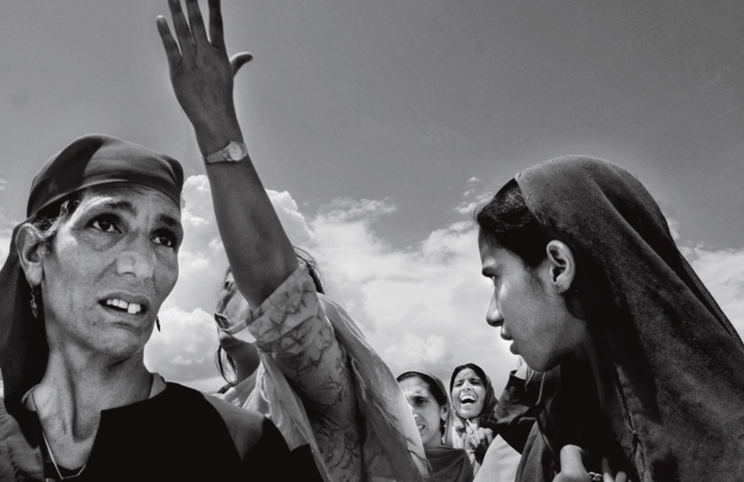 Showkat Nanda / Protesting women, Langait 2009