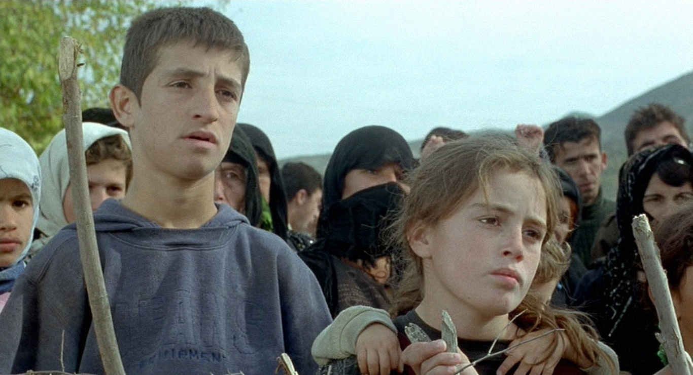 A still from Turtles Can Fly (2004).